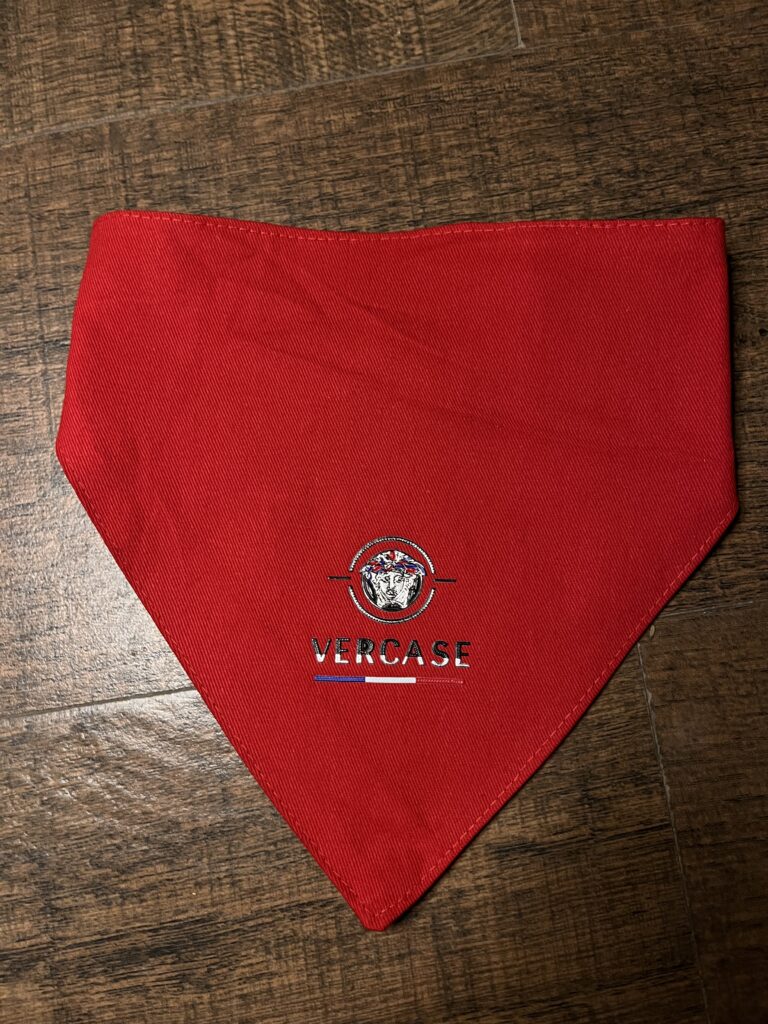 Vercase Velcro Dog Bandana – Size Medium (Red & Black)