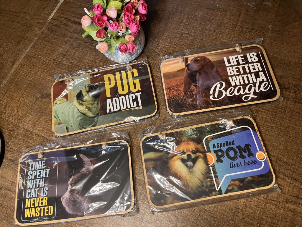 Wooden Pet Quote Hanging Signboard (Multiple Breeds Available)