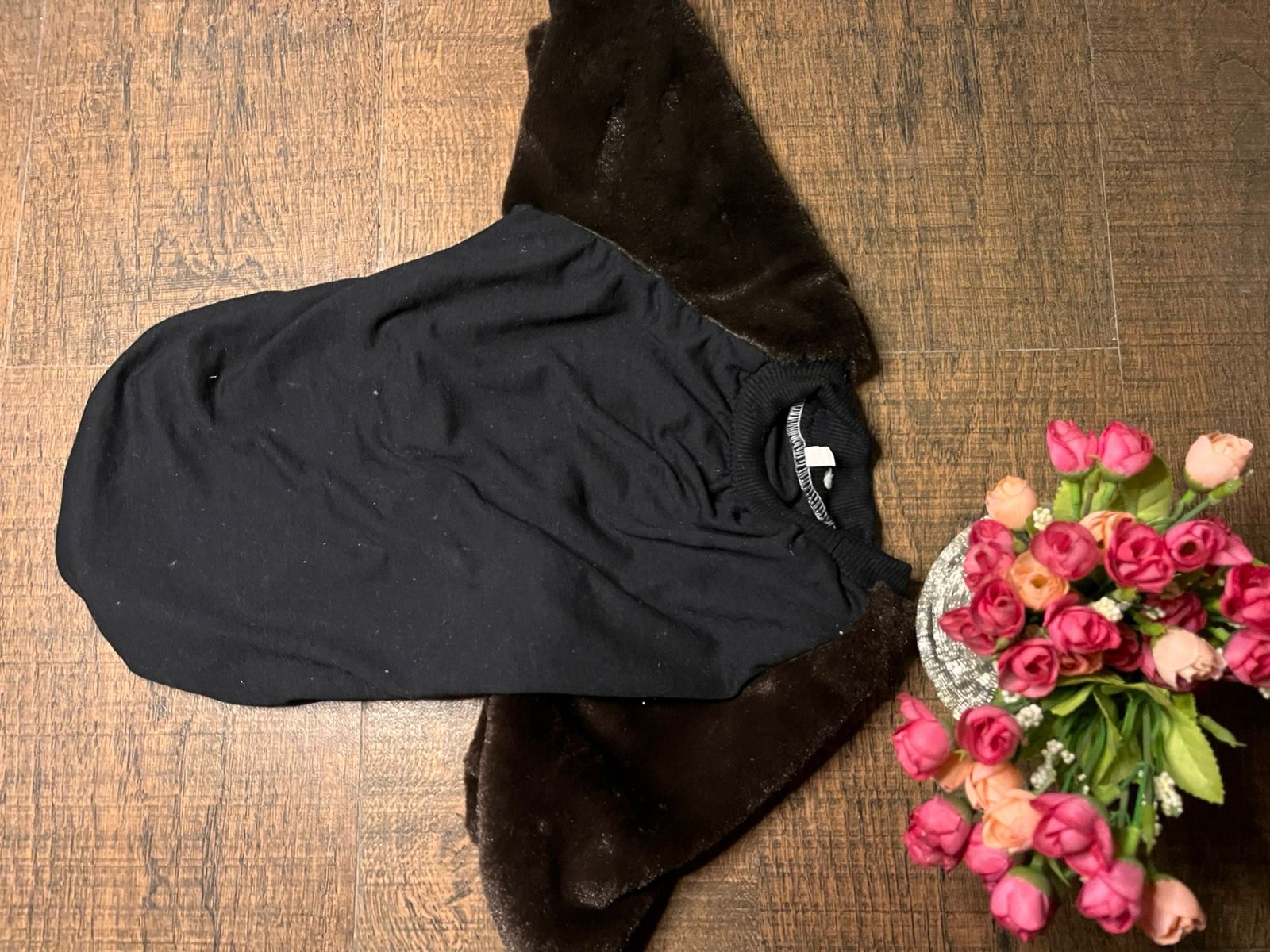 Black Fur-Sleeve Winter Tee - Image 2