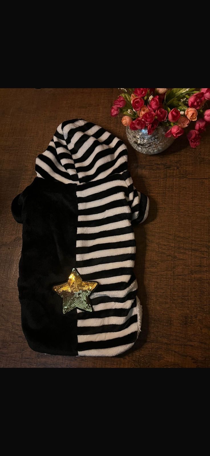 Black & White Striped Velvet Star Hoodie - Image 3